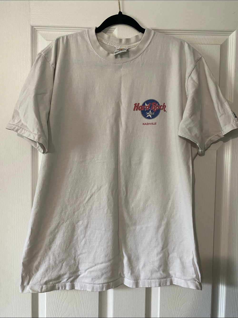 Vintage Hard Rock Cafe White Tee with Red and Blue Logo - Nashville